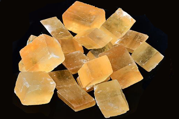 黄色矿物晶05